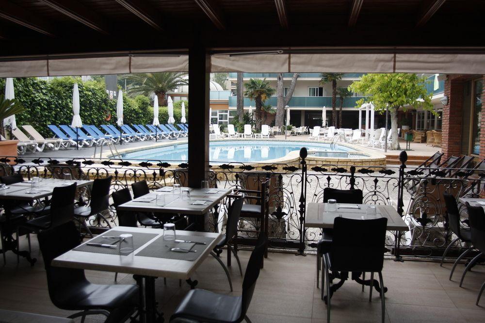 Hotel Canada Palace Calafell Exterior foto